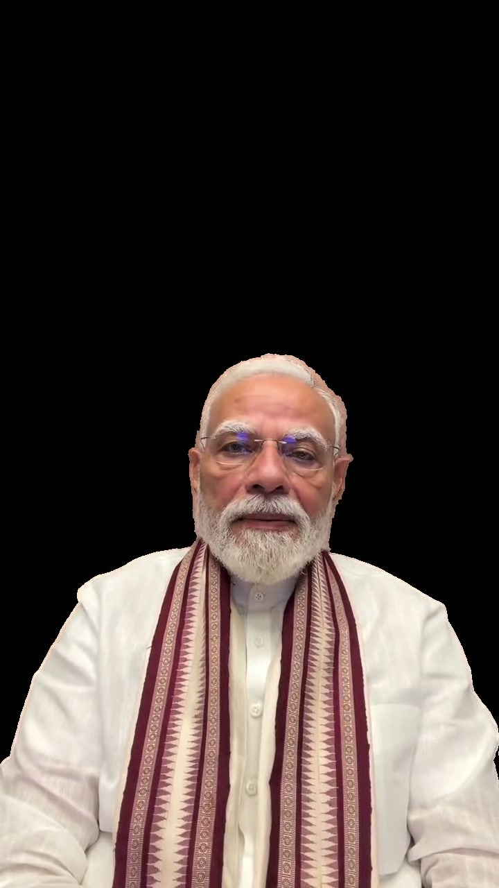 Cut-out portrait of a speaker in traditional attire | ai video made with ngram
